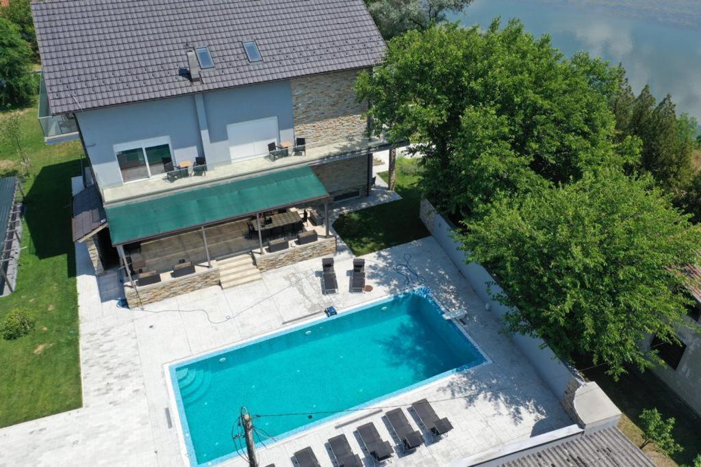 Plavi Resort Vinci Exterior foto